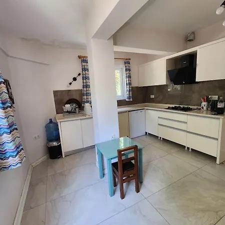 Σπίτι διακοπών Dora Μαρμαρίς